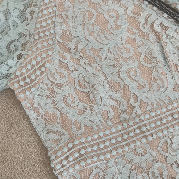 Pretty Little Thing Lace Dress - Picture 3 of 7